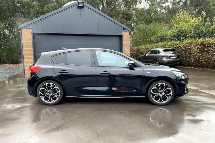 Ford Focus 1.0 ST Line Business Afbeelding 2